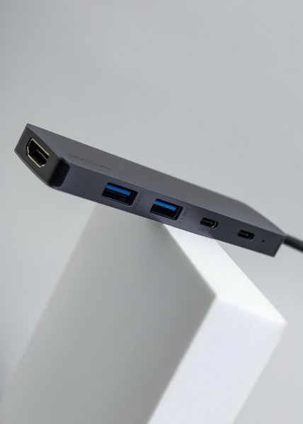 Преходник Proove Type-C-HUB Iron Link 5 in 1 (3*USB3.0 + Type-C + HDMI), Silver